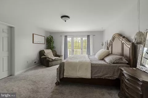 Bedroom - 837 Ballstown Rd, Lititz, PA 17543 photo 5 of 15