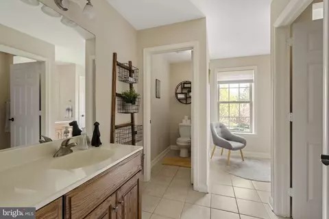 Entry Way - 837 Ballstown Rd, Lititz, PA 17543 photo 8 of 10