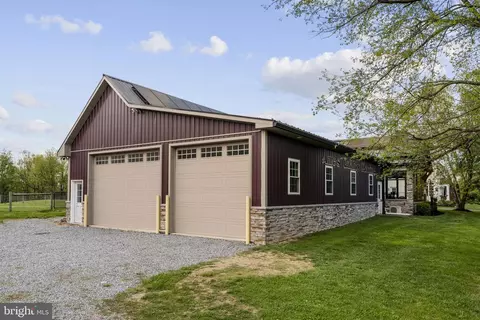 Exterior - 837 Ballstown Rd, Lititz, PA 17543 photo 26 of 33