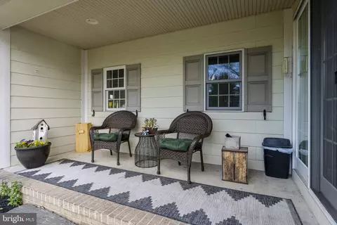Exterior - 837 Ballstown Rd, Lititz, PA 17543 photo 8 of 33