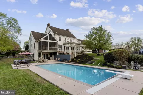 Exterior - 837 Ballstown Rd, Lititz, PA 17543 photo 17 of 33