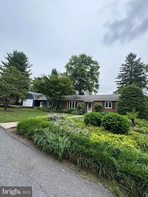 156 Conestoga Blvd, Lancaster, PA 17602