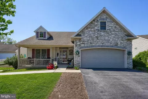 1042 Cambridge, Manheim, PA 17545