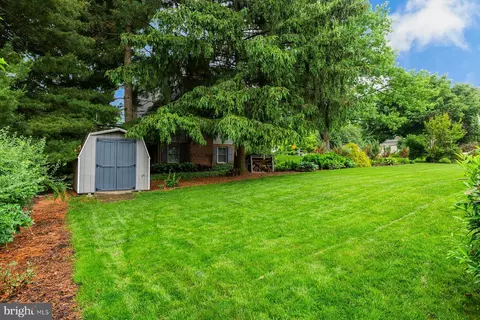 Exterior - 2848 Kissel Hill Rd, Lititz, PA 17543 photo 8 of 22