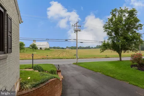 Exterior - 2848 Kissel Hill Rd, Lititz, PA 17543 photo 10 of 22
