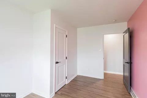 Entry Way - 2848 Kissel Hill Rd, Lititz, PA 17543 photo 3 of 4
