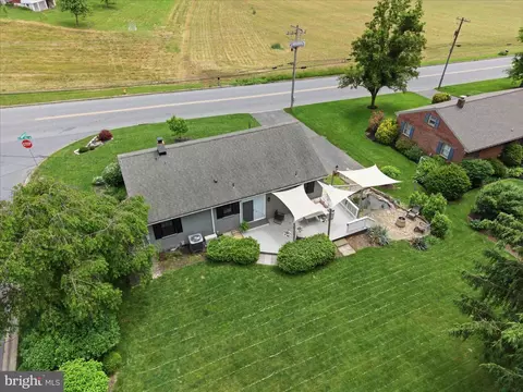 View/Area - 2848 Kissel Hill Rd, Lititz, PA 17543 photo 6 of 7