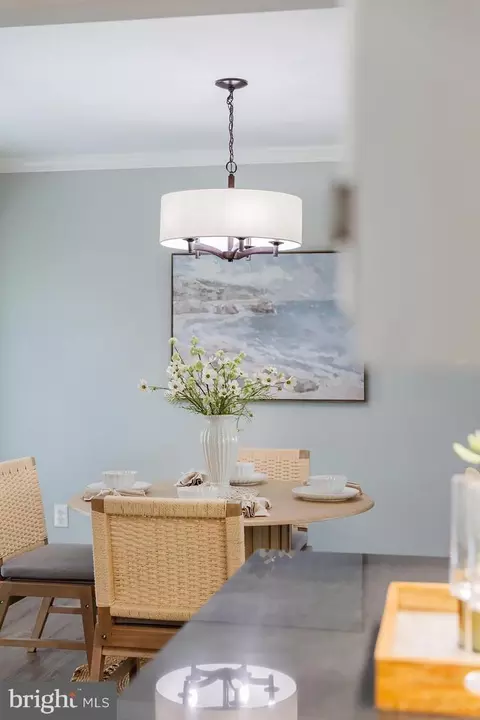 Dining - 2848 Kissel Hill Rd, Lititz, PA 17543 photo 4 of 4