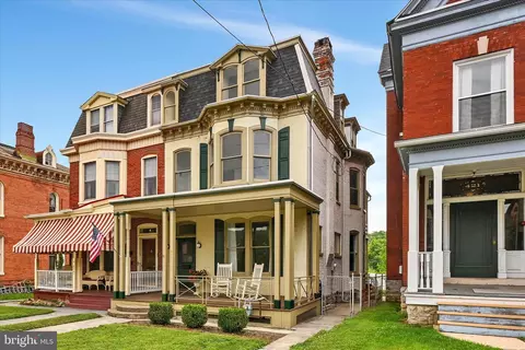 419 Chestnut St, Columbia, PA 17512