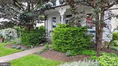 Exterior - 40 Queen Rd, Intercourse, PA 17534 photo 7 of 20