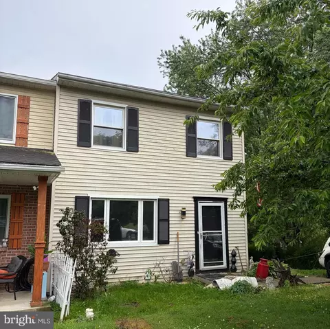1090 Williamsburg Rd, Lancaster, PA 17603