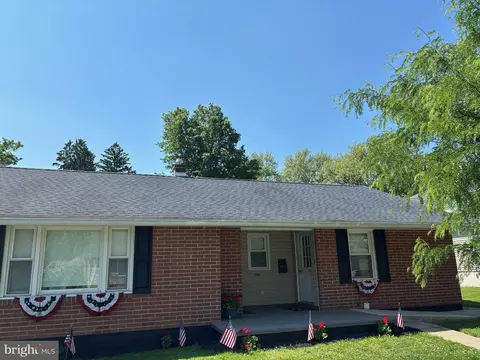106 E Second Ave, Lititz, PA 17543