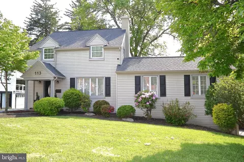113 E Franklin St, Ephrata, PA 17522