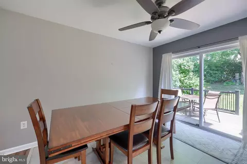 Dining - 337 Crosswinds Dr, Lititz, PA 17543 photo 2 of 2
