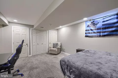 Bedroom - 337 Crosswinds Dr, Lititz, PA 17543 photo 5 of 7