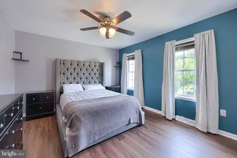 Bedroom - 337 Crosswinds Dr, Lititz, PA 17543 photo 1 of 7