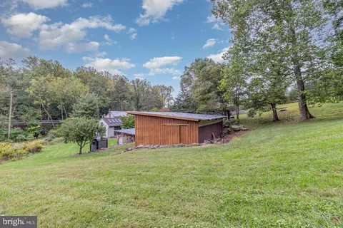 Exterior - 515 W 28th Division Hwy, Lititz, PA 17543 photo 6 of 7