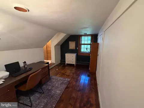 Entry Way - 515 W 28th Division Hwy, Lititz, PA 17543 photo 5 of 5
