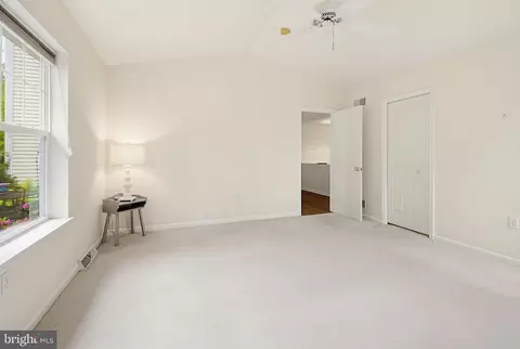 Bedroom - 1037 Kent Gdn, Lititz, PA 17543 photo 5 of 5