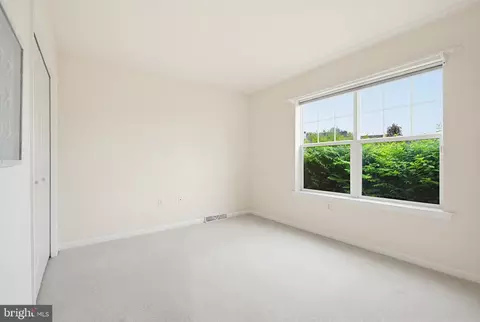 Bedroom - 1037 Kent Gdn, Lititz, PA 17543 photo 1 of 5