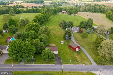 View/Area - 316 Snavely Mill Rd, Lititz, PA 17543 photo 1 of 4