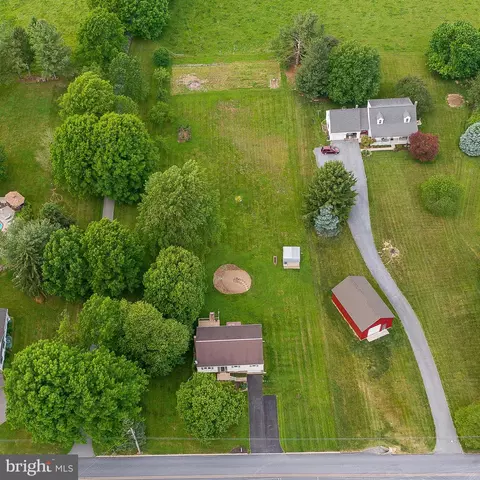 View/Area - 316 Snavely Mill Rd, Lititz, PA 17543 photo 3 of 4