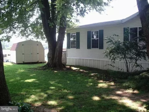 62 Ridgedale Ave, New Providence, PA 17560