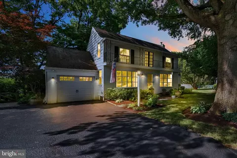 30 Glen Moore Cir, Lancaster, PA 17601