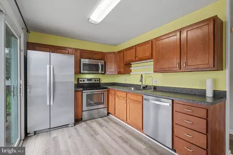 Kitchen - 541 Golden St, Lititz, PA 17543 photo 1 of 1