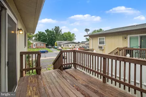 Exterior - 541 Golden St, Lititz, PA 17543 photo 4 of 7
