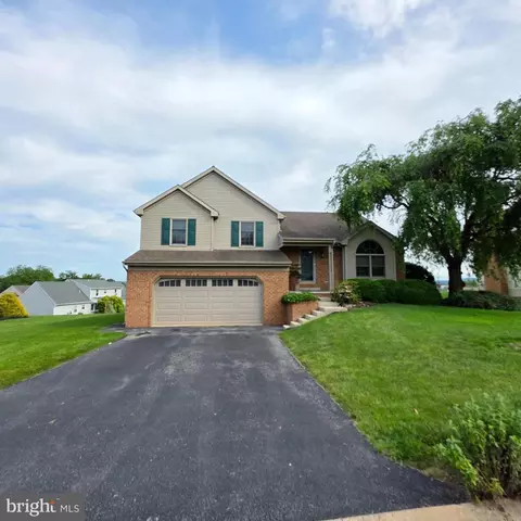 65 Brookfield Dr, Elizabethtown, PA 17022