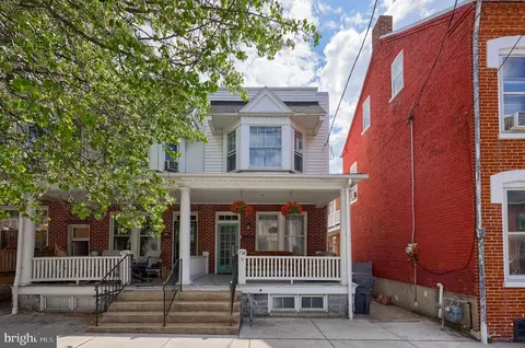 728 Walnut St, Columbia, PA 17512
