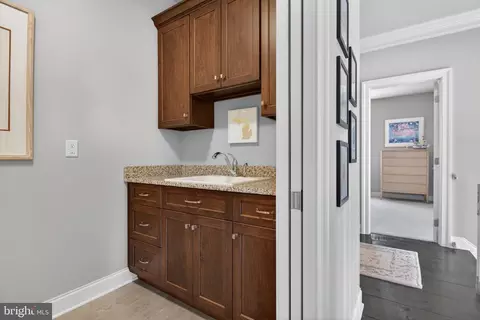 Entry Way - 685 Fleetwood Dr, Lititz, PA 17543 photo 12 of 15