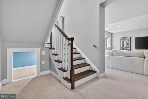 Entry Way - 685 Fleetwood Dr, Lititz, PA 17543 photo 14 of 15
