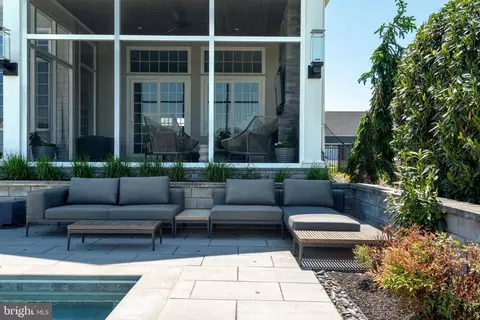Exterior - 685 Fleetwood Dr, Lititz, PA 17543 photo 20 of 34