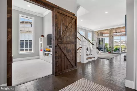 Entry Way - 685 Fleetwood Dr, Lititz, PA 17543 photo 3 of 15