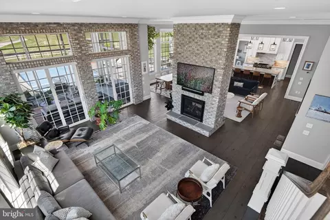 Living - 685 Fleetwood Dr, Lititz, PA 17543 photo 3 of 3