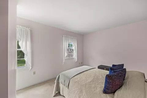 Bedroom - 443 Crosswinds Dr, Lititz, PA 17543 photo 3 of 4
