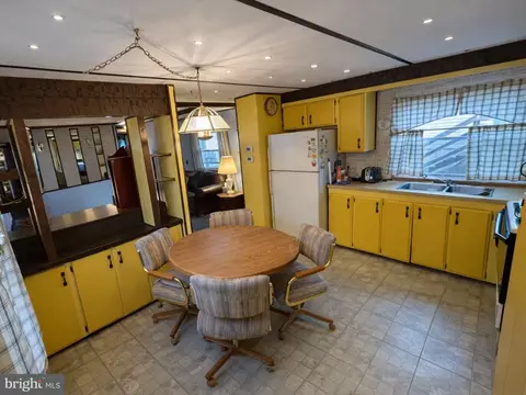 409 E 26 E Main St, Mountville, PA 17554 photo 4
