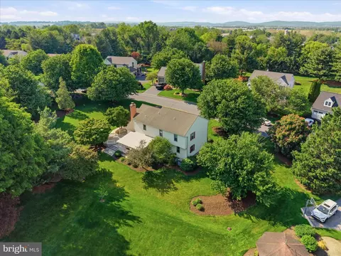 View/Area - 9 Round House Dr, Lititz, PA 17543 photo 6 of 6