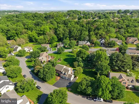View/Area - 9 Round House Dr, Lititz, PA 17543 photo 3 of 6