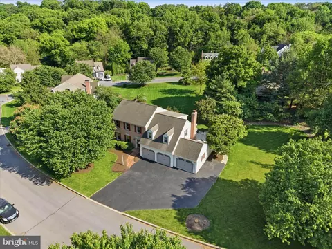 View/Area - 9 Round House Dr, Lititz, PA 17543 photo 2 of 6