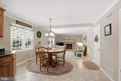 Dining - 9 Round House Dr, Lititz, PA 17543 photo 3 of 3