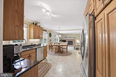 Kitchen - 9 Round House Dr, Lititz, PA 17543 photo 1 of 5