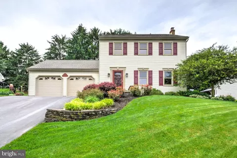 79 E Mohler Church Rd, Ephrata, PA 17522