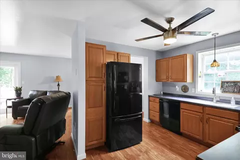 Kitchen - 53 Heron Rd, Lititz, PA 17543 photo 3 of 3