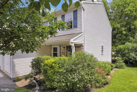 Exterior - 53 Heron Rd, Lititz, PA 17543 photo 2 of 9