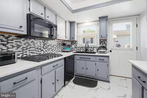 Kitchen - 449 W Marion St, Lititz, PA 17543 photo 1 of 3