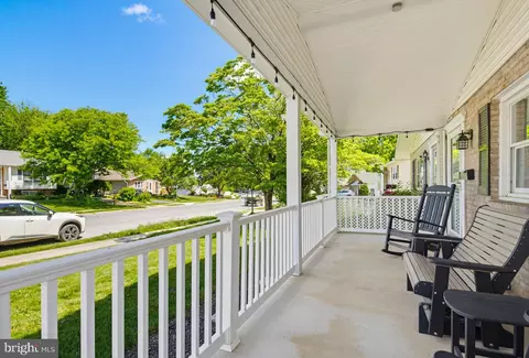 Exterior - 449 W Marion St, Lititz, PA 17543 photo 3 of 9