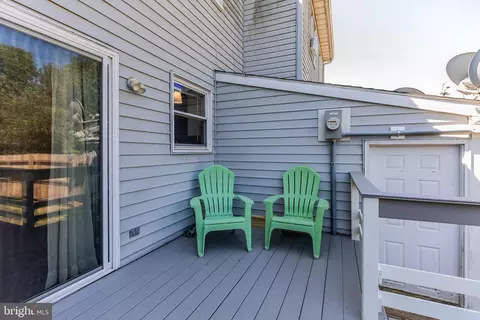 Exterior - 358 Cardinal Rd, Lititz, PA 17543 photo 5 of 8